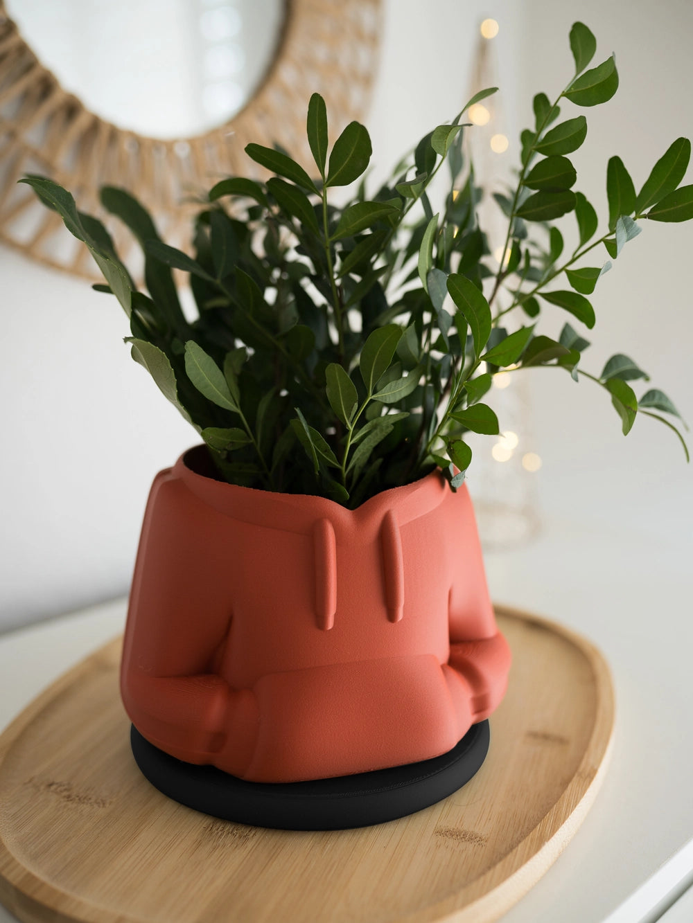 Flora Fashion – Blumentopf im Hoodie-Stil mit Unterteller