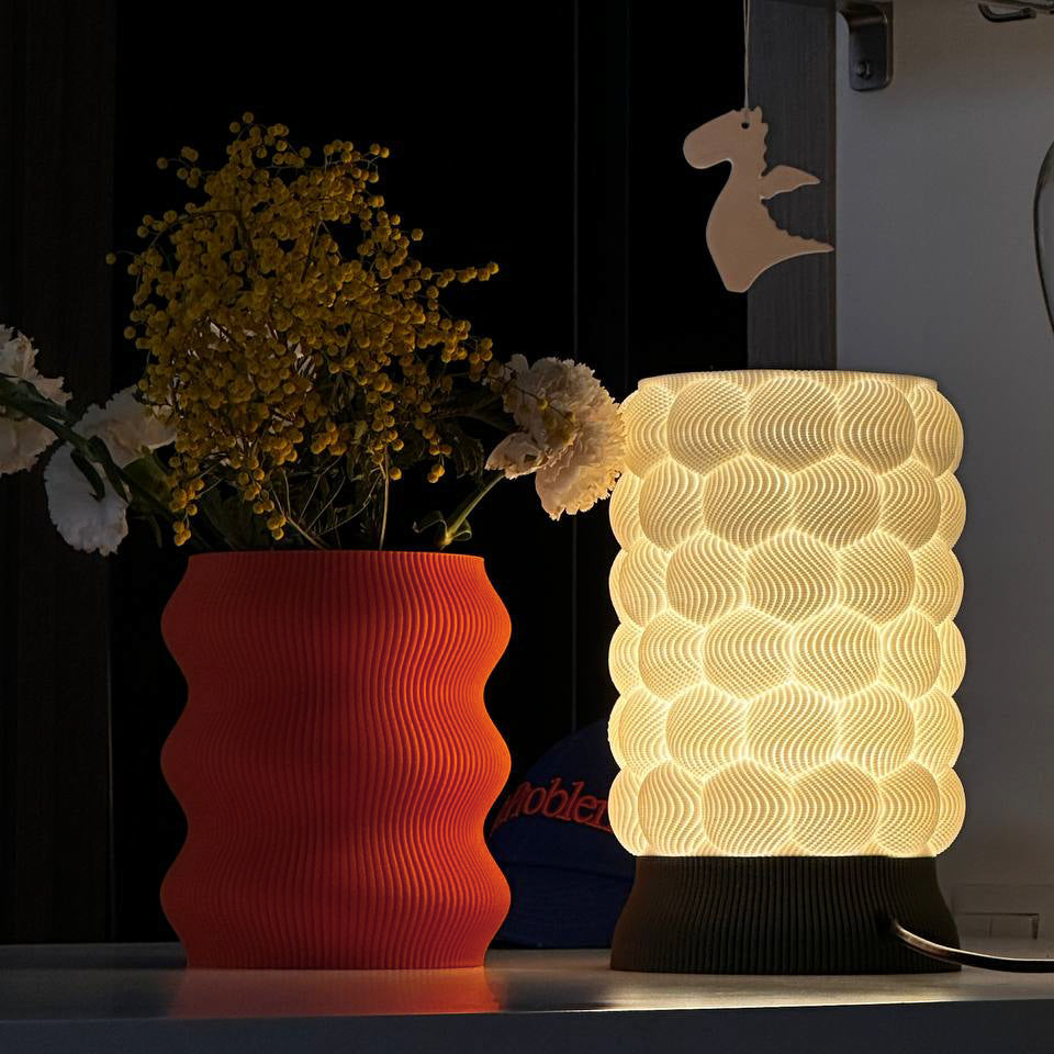 The Tube - Wavy Bubbles - Tischleuchte - Realbild