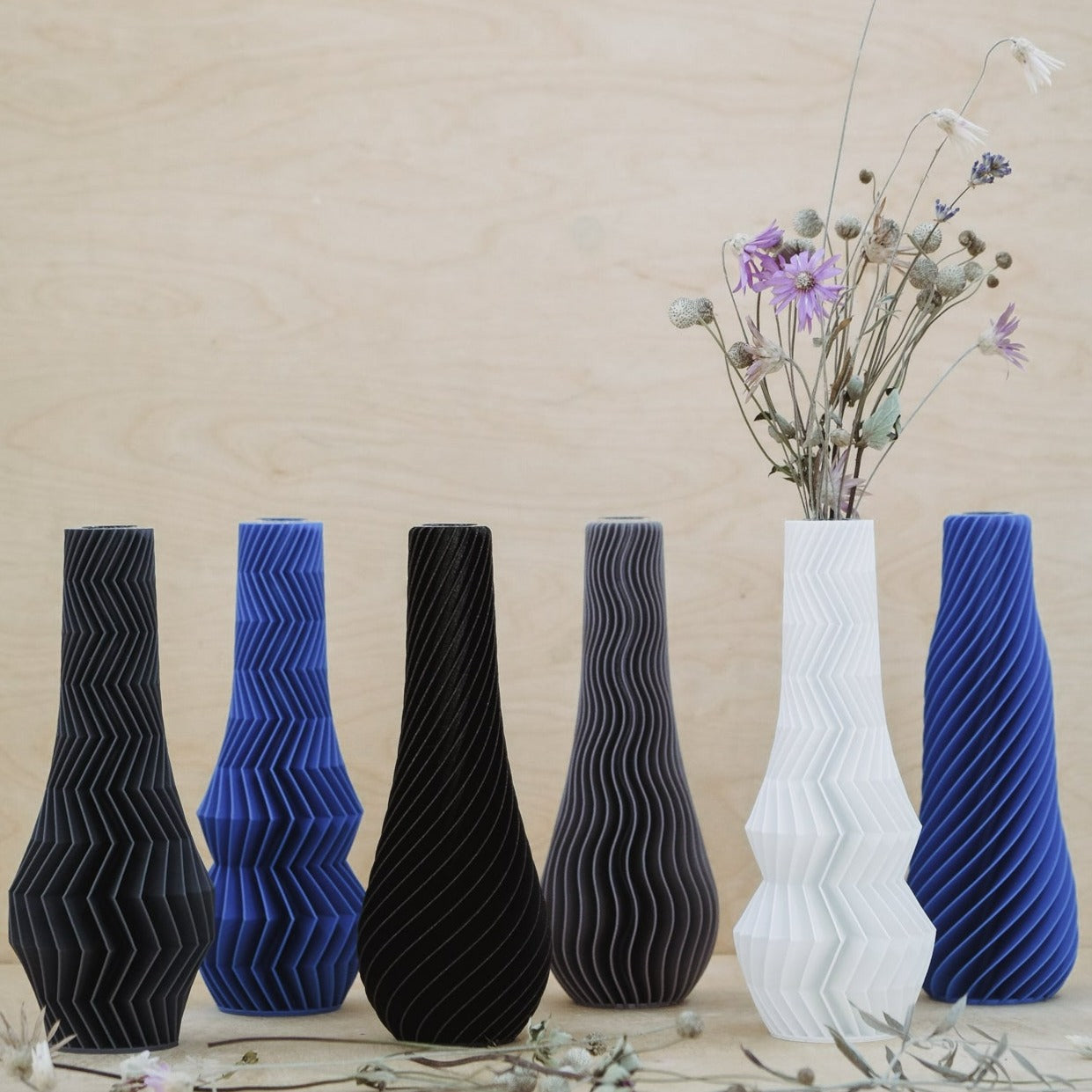 Zigzag One - Exclusive by Martin Žampach | Vase - Realbild